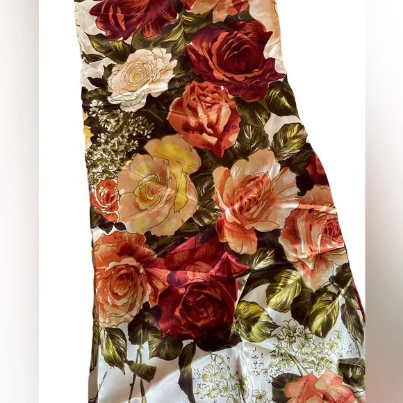 100% Silk Rose Pattern Scarf | Light Weight | Colorful - Picture 7 of 8